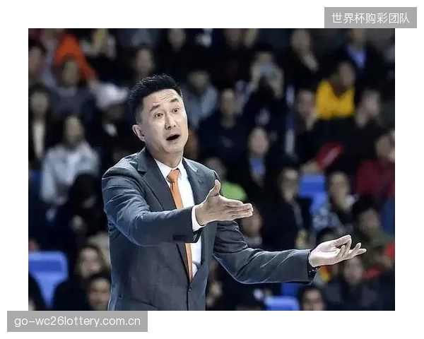 杜锋的传切体系被许利民高位延阻完全锁死，广东队外线集体失准。